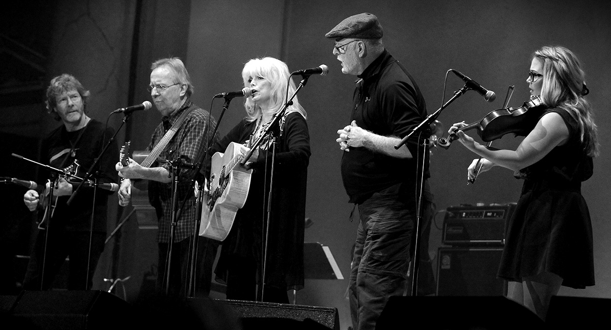 emmylou harris tour band